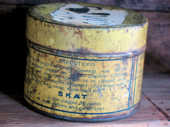 Graphic Skat Tin